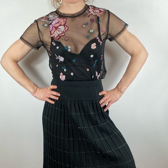 unknown Tops - Sheer embroidered tunic shirt